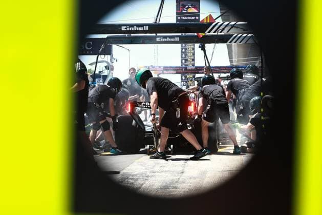 12 KIMI ANTONELLI Andrea (ita), Mercedes AMG F1 Team W17, action during the Formula 1 Barcelona-Catalunya Grand Prix 2026, 7th round of the 2026 Formula One World Championship, WM, Weltmeisterschaft from June 12 to 14, 2026 on the Circuit de Barcelona-Catalunya, in Montmelo, Spain - Photo: Hoch Zwei Montmelo Spain