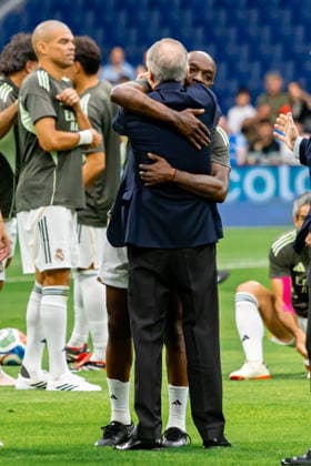 ESP: Corazon Classic Match 2026 Real Madrid Leyendasv Inter Legends Makelele and Florentino Perez during Corazon Classic Match 2026 between Real Madrid Leyendas v Inter Legends played at Santiago Bernabeu Stadium, Madrid on June 13, 2026 in Spain; Madrid Spain Futbol