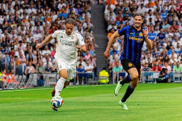 Corazon Classic Match legends soccer match between Real Madrid and Inter Milan legends at the Santiago Bernabeu Stadium in Madrid, Spain. June 13, 2026. Partido de leyendas Corazon Clasic Match entre las leyendas de Real Madrid y del Inter de Milan en el Estadio Santiago Bernabeu en Madrid, Espana. 13 Junio de 2026. 900 Cordon Press  900 CordonxPress LOF - Real Madrid - Inter Legends