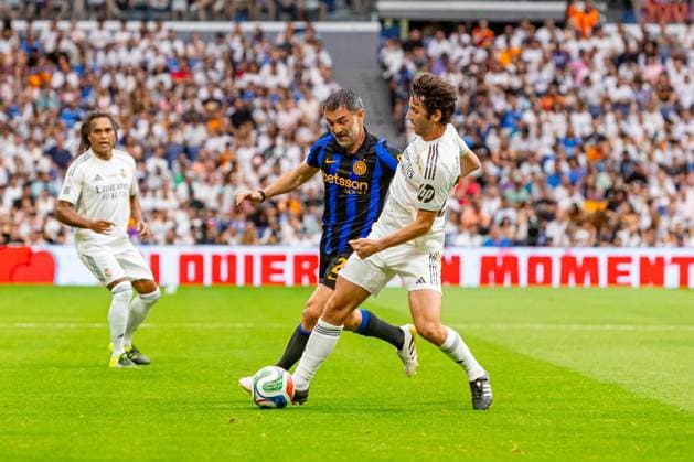 Corazon Classic Match legends soccer match between Real Madrid and Inter Milan legends at the Santiago Bernabeu Stadium in Madrid, Spain. June 13, 2026. Partido de leyendas Corazon Clasic Match entre las leyendas de Real Madrid y del Inter de Milan en el Estadio Santiago Bernabeu en Madrid, Espana. 13 Junio de 2026. 900 Cordon Press  900 CordonxPress LOF - Real Madrid - Inter Legends