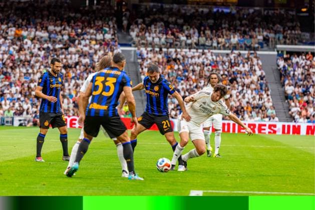 Corazon Classic Match legends soccer match between Real Madrid and Inter Milan legends at the Santiago Bernabeu Stadium in Madrid, Spain. June 13, 2026. Partido de leyendas Corazon Clasic Match entre las leyendas de Real Madrid y del Inter de Milan en el Estadio Santiago Bernabeu en Madrid, Espana. 13 Junio de 2026. 900 Cordon Press  900 CordonxPress LOF - Real Madrid - Inter Legends