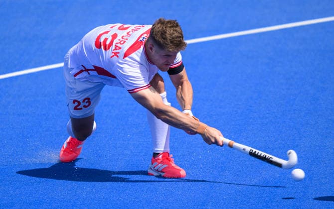 England Men v Argentina Men Men s FIH Pro League Nick Bandurak of England Men shoots from a short corner against Argentina Men during the Men s FIH Pro League match at Lee Valley Hockey Tennis Centre, Stratford 13 06 2026 UK Newspapers OUT Copyright: xGraemexWilcocksonx FIL-23551-0010
