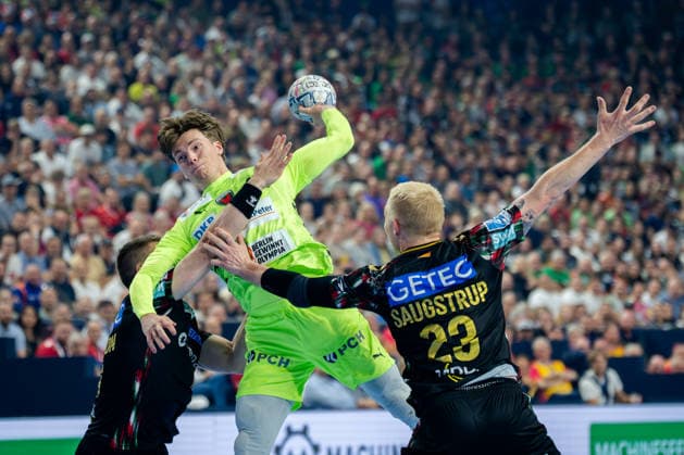 Köln, 12.05.2026, Handball, Herren, EHF Champions League Men 2025 26, Halbfinale, SC Magedeburg - Füchse Berlin Nils Lichtlein (Füchse Berlin, 17) beim Wurf aus dem Rückraum