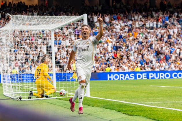 ESP: Corazon Classic Match 2026 Real Madrid Leyendasv Inter Legends David Barral scores goal to Real Madrid and celebrating during Corazon Classic Match 2026 between Real Madrid Leyendas v Inter Legends played at Santiago Bernabeu Stadium, Madrid on June 13, 2026 in Spain; Madrid Spain Futbol