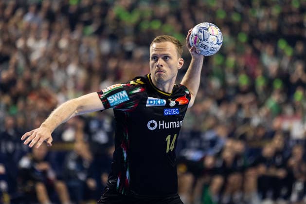 Omar Ingi MAGNUSSON (SC Magdeburg, 14) schießt schiesst einen Siebenmeter, erzielt ein Tor, Aktion, Torwurf GER, SC Magdeburg vs. Fuechse Berlin, Handball, TruckScout24 EHF FINAL4 2026, Halbfinale, Spielzeit 2025 2026, 13.06.2026, GER, SC Magdeburg vs. Fuechse Berlin, Handball, TruckScout24 EHF FINAL4 2026, Halbfinale, Spielzeit 2025 2026, 13.06.2026, Koeln