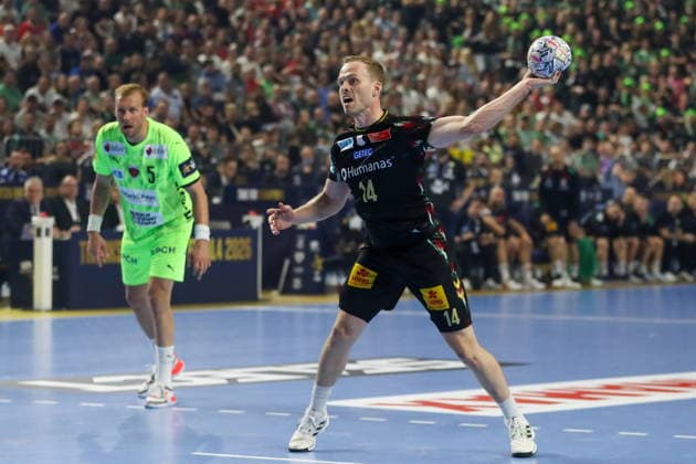 Cologne 13.06.2026. Pilka reczna EHF Liga Mistrzow sezon 2025 26 final4 mecz: SC Magdeburg - Fuchse Berlin --- Handball EHF Champions League season 2025 26 final4 match: SC Magdeburg - Fuchse Berlin nz Magnusson Omar Ingi Fot. Kacper Staniec NEWSPIX.PL --- newspix.pl 