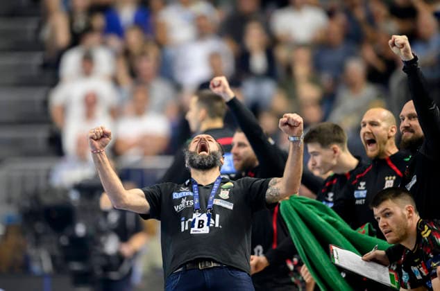 Jubel Trainer Bennet WIEGERT (SCM). Halbfinale SC Magdeburg (MD) vs Füchse Berlin, am 13.06.2026 Männer Handball EHF Champions League Final4 2026, vom 13.06. - 14.06.2026 in Köln Deutschland. Lanxess Arena
