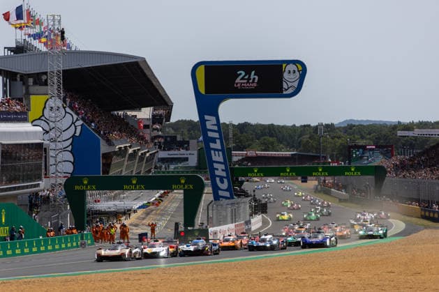 IPA85645143 - The 27 Aston Martin Vantage AMR LMGT3 of the Heart of Racing Team, driven by Ian JAMES (USA), Zack ROBICON (USA) and Mattia DRUDI (RSM), in action during the 94th 24 Hours of Le Mans, a round of the FIA World Endurance Championship, at the Circuit des 24 Heures du Mans on June 11, 2026, in Le Mans, France. during the WEC - 24 Hours of Le Mans, an endurance race in France, June 13, 2026  Copyright: xDanielexPaglino IPAxSportx xx 85645143
