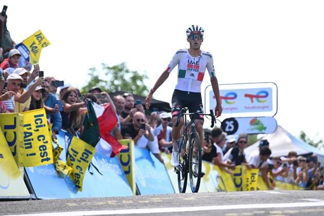 Tour Auvergne - Rhone-Alpes 2026 Stage 7 GRAND COLOMBIER, FRANCE - JUNE 13 : Del Toro Isaac (MEX) of UAE Team Emirates XRG during stage 7 of the 78th edition of Tour Auvergne - Rhone-Alpes an UCI World Tour 2.UWT cycling road race stage for Men Elite of 133.6 km with start in La Bridoire and finish in Grand Colombier on June 13, 2026 in Grand Colombier, France, 13 06 2026 ( Motordriver Guy De Vuyst - Grand Colombier France  Copyright: xVincentxKalutx