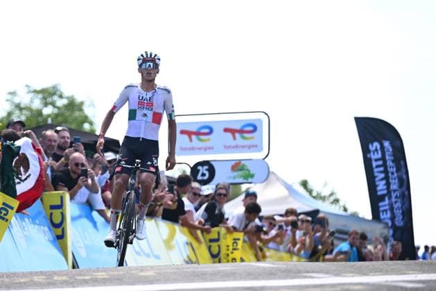Tour Auvergne - Rhone-Alpes 2026 Stage 7 GRAND COLOMBIER, FRANCE - JUNE 13 : Del Toro Isaac (MEX) of UAE Team Emirates XRG during stage 7 of the 78th edition of Tour Auvergne - Rhone-Alpes an UCI World Tour 2.UWT cycling road race stage for Men Elite of 133.6 km with start in La Bridoire and finish in Grand Colombier on June 13, 2026 in Grand Colombier, France, 13 06 2026 ( Motordriver Guy De Vuyst - Grand Colombier France  Copyright: xVincentxKalutx