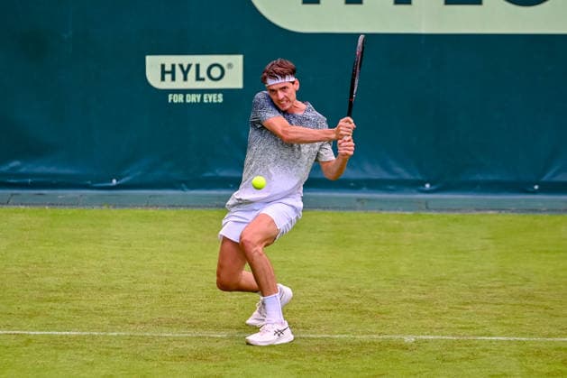 Marc-Andrea Huesler (Schweiz) schlaegt einen Ball TERRA WORTMANN Open 2026, Tennis, ATP, Tennis Herren 500, Turnier, Qualifikation, 13.06.2026, TERRA WORTMANN Open 2026, Tennis, ATP 500, Turnier, Qualifikation, 13.06.2026 Halle
