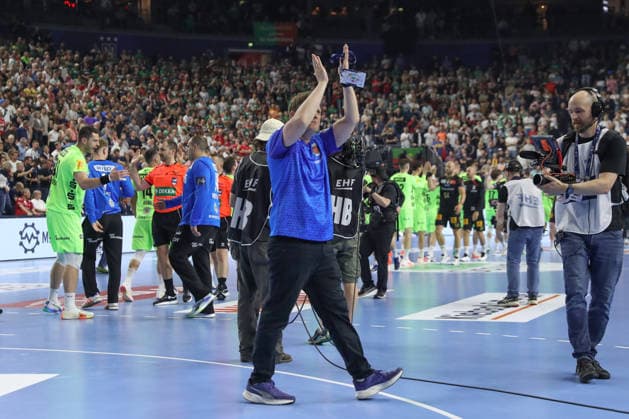 13.06.2026, xtgx, Handball, EHF Champions League Halbfinale, SC Magdeburg - Füchse Berlin v.l. Nicolej Krickau (Berlin, Trainer) Jubel ueber den Sieg, Jubel nach Spielende Koeln