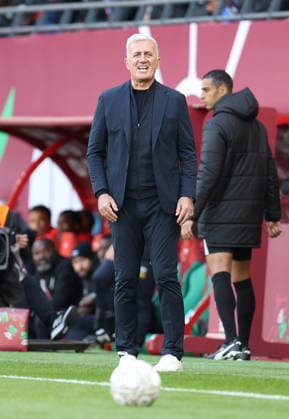 Football - AFCON 2025 - Algeria v DR Congo - Moulay El Hassan Stadium - Rabat Vladimir Petkovic, head coach of Algeria during the AFCON 2025 game between Algeria and DR Congo at Moulay El Hassan Stadium in Rabat, Morocco on 06 January 2026 Rabat Morocco  Copyright: xMatrixxImages LynnexGleesonx