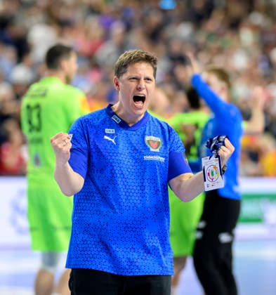 Schlussjubel Trainer Nicolej Krickau (B). Halbfinale SC Magdeburg (MD) vs Füchse Berlin, am 13.06.2026 Männer Handball EHF Champions League Final4 2026, vom 13.06. - 14.06.2026 in Köln Deutschland. Lanxess Arena