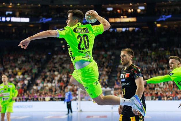 Tim FREIHOEFER (Fuechse Berlin, 20) erzielt ein Tor, Aktion, Torwurf GER, SC Magdeburg vs. Fuechse Berlin, Handball, TruckScout24 EHF FINAL4 2026, Halbfinale, Spielzeit 2025 2026, 13.06.2026, GER, SC Magdeburg vs. Fuechse Berlin, Handball, TruckScout24 EHF FINAL4 2026, Halbfinale, Spielzeit 2025 2026, 13.06.2026, Koeln