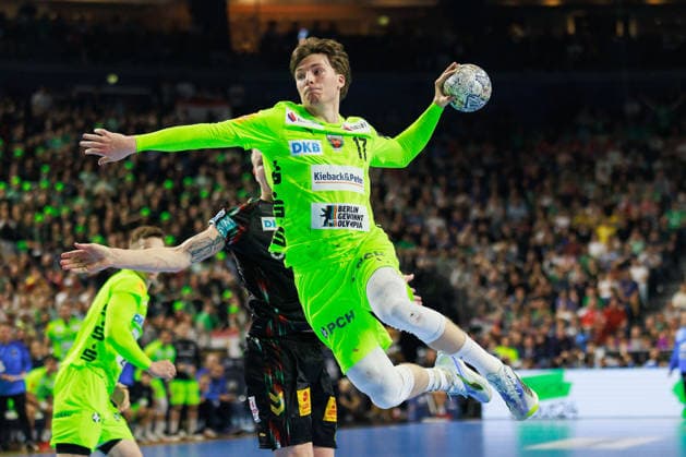 Nils LICHTLEIN (Fuechse Berlin, 17) erzielt ein Tor, Aktion, Torwurf GER, SC Magdeburg vs. Fuechse Berlin, Handball, TruckScout24 EHF FINAL4 2026, Halbfinale, Spielzeit 2025 2026, 13.06.2026, GER, SC Magdeburg vs. Fuechse Berlin, Handball, TruckScout24 EHF FINAL4 2026, Halbfinale, Spielzeit 2025 2026, 13.06.2026, Koeln