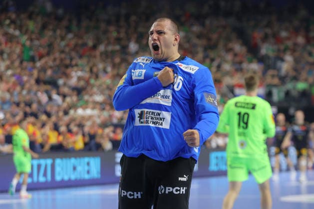 13.06.2026, xtgx, Handball, EHF Champions League Halbfinale, SC Magdeburg - Füchse Berlin v.l. Dejan Milosavljev (Berlin, 96) Jubelt ueber gehaltenen Ball, abgewehrt, gehalten, Torhueter Koeln