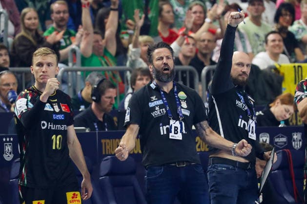 13.06.2026, xgox, Handball - EHF Champions League Halbfinale SC Magdeburg - Füchse Berlin v.l. Bennet Wiegert (Magdeburg, Trainer) Jubel, Torjubel, jubelt ueber das Tor, celebrate the goal, celebration Köln