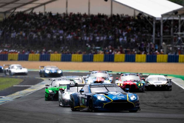 24 HEURES DU MANS 2026 - RACE - SATURDAY 27 JAMES Ian (usa), ROBICHON Zacharie (can), DRUDI Mattia (ita), Heart of Racing Team, Aston Martin Vantage AMR LMGT3 27, LM GT3, action, start of the race, depart, during the 24 Hours of Le Mans 2026, 3rd round of the 2026 FIA World Endurance Championship, on June 13, 2026 on the Circuit des 24 Heures du Mans in Le Mans, France - Le MansFrance  Copyright: xFabrizioxBoldonix