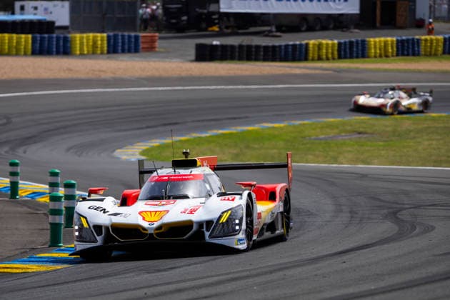 24 HEURES DU MANS 2026 - RACE - SATURDAY 20 FRIJNS Robin (nld), RAST RenÃ (ger), VAN DER LINDE Sheldon (zaf), BMW M Team WRT, BMW M Hybrid V8 20, Hypercar, action during the 24 Hours of Le Mans 2026, 3rd round of the 2026 FIA World Endurance Championship, on June 13, 2026 on the Circuit des 24 Heures du Mans in Le Mans, France - Le MansFrance  Copyright: xJULIENxDELFOSSEx