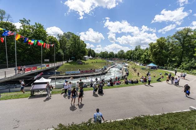 Der Eiskanal Augsburg, Übersicht, Blick nach Süden; ICF Kanu Slalom Weltcup 2026 Eiskanal Augsburg