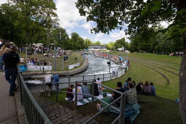 Der Eiskanal Augsburg, Übersicht, Blick in Richtung Norden; ICF Kanu Slalom Weltcup 2026 Eiskanal Augsburg