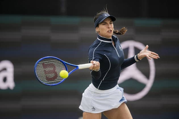 S-HERTOGENBOSCH, NETHERLANDS - JUNE 13: Ajla Tomljanovic of Australia plays a forehand against Robin Montgomery of the United States during their WTA, Tennis Damen Singles Semifinal match at the LibÃ ma Open on June 13, 2026 at Autotron s-Hertogenbosch in s-Hertogenbosch, Netherlands. Credit: Andy Astfalck NurPhoto Netherlands Copyright: xAndyxAstfalckx