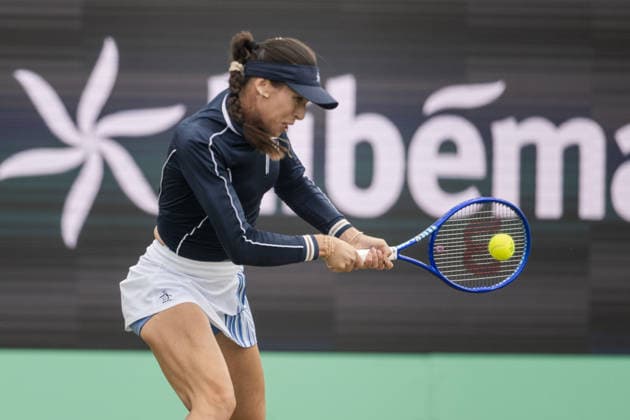 S-HERTOGENBOSCH, NETHERLANDS - JUNE 13: Ajla Tomljanovic of Australia returns a backhand shot to Robin Montgomery of the United States during their WTA, Tennis Damen Singles Semifinal match at the LibÃ ma Open on June 13, 2026 at Autotron s-Hertogenbosch in s-Hertogenbosch, Netherlands. Credit: Andy Astfalck NurPhoto Netherlands Copyright: xAndyxAstfalckx