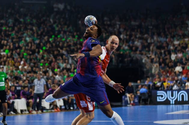 Timothey N GUESSAN FC Barcelona, Barca Barca, 19) erzielt ein Tor, Aktion, Torwurf GER, Aalborg Handbold vs. FC Barcelona, Handball, TruckScout24 EHF FINAL4 2026, Halbfinale, Spielzeit 2025 2026, 13.06.2026, GER, Aalborg Handbold vs. FC Barcelona, Handball, TruckScout24 EHF FINAL4 2026, Halbfinale, Spielzeit 2025 2026, 13.06.2026, Koeln