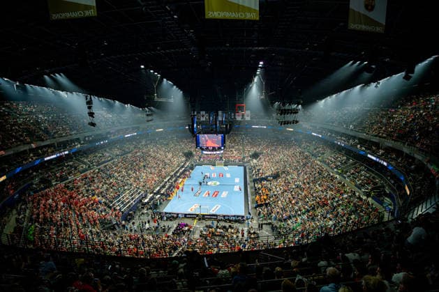 Köln, 12.05.2026, Handball, Herren, EHF Champions League Men 2025 26, Halbfinale, Aalborg Handball - FC Barcelona, Barca Volles Haus in der Köln Arena