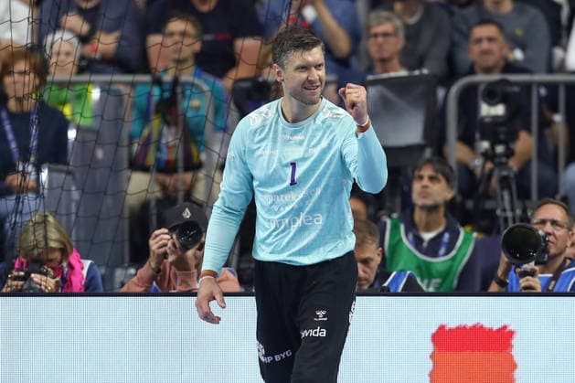 13.06.2025, xtgx, Handball, EHF Champions League Halbfinale, Aalborg Handbold - FC Barcelona, Barca v.l. Niklas Landin (Aalborg, 1) Jubelt ueber gehaltenen Ball, abgewehrt, gehalten, Torhueter Koeln