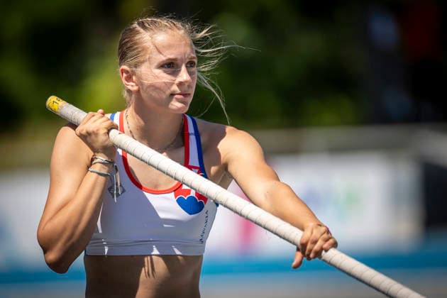 MANNHEIM, GERMANY - JUNE 13, 2026 : Renáta Bergstrom (SVK Slovakia) competing in the women’s U20 pole vault during the Juniorengala 2026 at Michael-Hoffmann-Stadion on June 13, 2026 in Mannheim, Germany. Baden-Wuerttemberg Germany Copyright: xAxelxKohringx