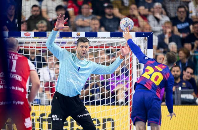 v.l. Torwart Niklas LANDIN (AH), Aleix GOMEZ (Barca) Wurf, Aktion. Halbfinale Aalborg Handbold (AH) vs Barca, am 13.06.2026 Männer Handball EHF Champions League Final4 2026, vom 13.06. - 14.06.2026 in Köln Deutschland. Lanxess Arena