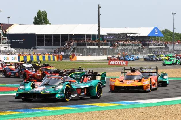 Automobile 24 Heures du Mans PHOTOPQR LE COURRIER PICARD Haslin ; Le Mans ; 13 06 2026 ; 13 06 26 Automobile 24 Heures du Mans - ASTON MARTIN Valkyrie N°009 Riberas - Sorensen -De Angelis GENESIS GMR-001 N°17 Lotterer - Derani - Jaubert Photo Fred Haslin Le Mans, France, june 13th 2026 24 Hours of Le Mans Le Mans 72 France  Copyright: xPHOTOPQR LExCOURRIERxPICARD MAXPxHaslinx 20260613LCP8772 20260613LCP8772