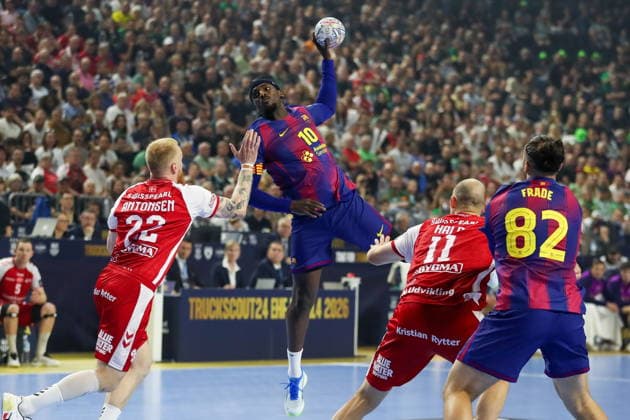 Cologne 13.06.2026. Pilka reczna EHF Liga Mistrzow sezon 2025 26 final4 mecz: Aalborg Handbold - Barca --- Handball EHF Champions League season 2025 26 final4 match: Aalborg Handbold - Barca nz Dika Mem Fot. Kacper Staniec NEWSPIX.PL --- newspix.pl 