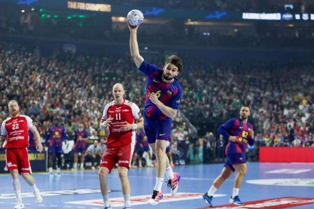 Cologne 13.06.2026. Pilka reczna EHF Liga Mistrzow sezon 2025 26 final4 mecz: Aalborg Handbold - Barca --- Handball EHF Champions League season 2025 26 final4 match: Aalborg Handbold - Barca nz Fernandez Daniel Fot. Kacper Staniec NEWSPIX.PL --- newspix.pl 
