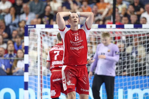 13.06.2025, xtgx, Handball, EHF Champions League Halbfinale, Aalborg Handbold - FC Barcelona, Barca v.l. Simon Hald (Aalborg, 11) enttaeuscht, schaut enttaeuscht, niedergeschlagen, disappointed Koeln