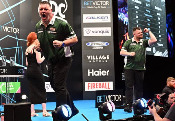 13.06.2026, xhbx, Dart World Cup of Darts 2026, v.l. Daryl Gurney (Nordirland), Josh Rock (Nordirland) jubeln jubelt nach Spielende. (DFL DFB REGULATIONS PROHIBIT ANY USE OF PHOTOGRAPHS as IMAGE SEQUENCES and or QUASI-VIDEO) Frankfurt