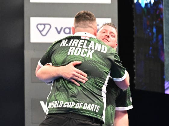 13.06.2026, xhbx, Dart World Cup of Darts 2026, v.l. Josh Rock (Nordirland), Daryl Gurney (Nordirland) (DFL DFB REGULATIONS PROHIBIT ANY USE OF PHOTOGRAPHS as IMAGE SEQUENCES and or QUASI-VIDEO) Frankfurt