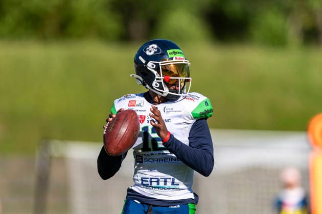 Sven Dorfner (QB, Straubing Spiders, 12) GER, Allgaeu Comets vs Straubing Spiders, American Football, GFL, Saison 2026, Week 06, 13.06.2026 GER, Allgaeu Comets vs Straubing Spiders, American Football, GFL, Saison 2026, Week 06, 13.06.2026 Kempten