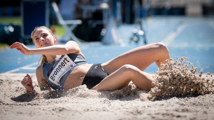 MANNHEIM, GERMANY - JUNE 13, 2026 : Antonia Bronnert (GER VfL Loeningen) competing in the women’s triple jump during the Juniorengala 2026 at Michael-Hoffmann-Stadion on June 13, 2026 in Mannheim, Germany. Baden-Wuerttemberg Germany Copyright: xAxelxKohringx
