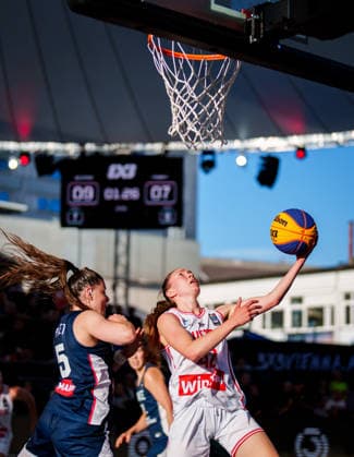 BASKETBALL - FIBA 3x3 World Tour VIENNA,AUSTRIA,13.JUN.26 - BASKETBALL - FIBA 3x3 World Tour. Image shows Marie-Eve Paget (FRA) and Sigrid Koizar (AUT).  GEPAxpictures xEdgarxEisner