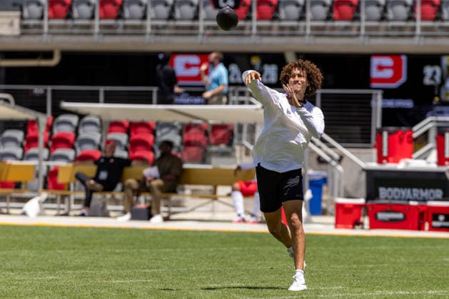 June 13, 2026, Washington, District Of Columbia, USA: DC Defenders quarterback MIKE DILIELLO (12) throws a pass during warmups prior to the UFL 2026 United Bowl game between the Louisville Kings and D.C Defenders at Audi Stadium in Washington, D.C on Jun 13th, 2026. Washington USA - ZUMAa220 20260613_znp_a220_034 Copyright: xIsraelxAntax