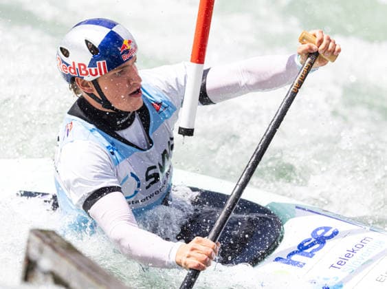 Ziga Lin Hocevar (SLO), Einer Canadier, C1, Männer; ICF Kanu Slalom Weltcup 2026 Eiskanal Augsburg