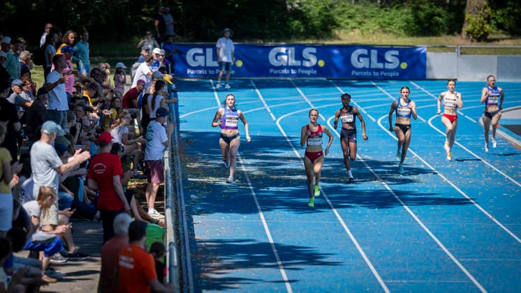 MANNHEIM, GERMANY - JUNE 13, 2026 : Annie Mclean (GBR Great Britain & N.I.), Line Schroeder (GER Hamburger SV), Lois Amoako (GER Berlin Athletics Capital Club), Mieke Wuebben (GER LG Emstal Doerpen), Amke Bolten (GER MTV Aurich) competing in the women’s U20 400m during the Juniorengala 2026 at Michael-Hoffmann-Stadion on June 13, 2026 in Mannheim, Germany. Baden-Wuerttemberg Germany Copyright: xAxelxKohringx