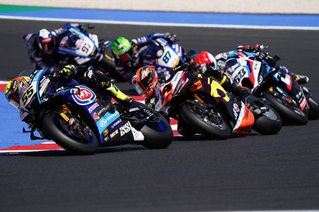 Foto Costanza Benvenuti LaPresse 13.06.2026 - Motociclismo-2026-Motul FIM Superbike World Championship, WM, Weltmeisterschaft Round 07-Pirelli Emilia-Romagna Round-Misano World Circuit Marco Simoncelli - GARA 1 nella foto: ANDREA LOCATELLI-YAMAHA Photo Costanza Benvenuti LaPresse 2026 13 June Sport-Motorcycling - 2026 - Motul FIM Superbike World Championship-Round 07-Pirelli Emilia-Romagna Round-Misano World Circuit Marco Simoncelli - RACE 1 in the photo: ANDREA LOCATELLI-YAMAHA  Copyright: xCostanzaxBenvenutix-xLaPressex