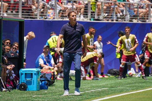 USA: Fussball FIFA World Cup, WM, Weltmeisterschaft, Fussball 2026 Gruppe B Schweiz vs Qatar Levi™s Stadium (Santa Clara, Kalifornien): Julen Lopetegui (Trainer, Qatar)