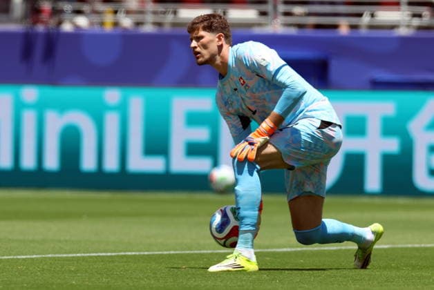 FIFA World Cup, WM, Weltmeisterschaft, Fussball 2026 - Group B - Qatar vs Switzerland Goalkeeper Gregor Kobel of Switzerland in action during the FIFA World Cup 2026 group stage match Qatar against Switzerland, in San Francisco, USA, 13 June 2026. SAN FRANCISCO United States  Copyright: xBENJAMINxFANJOYx