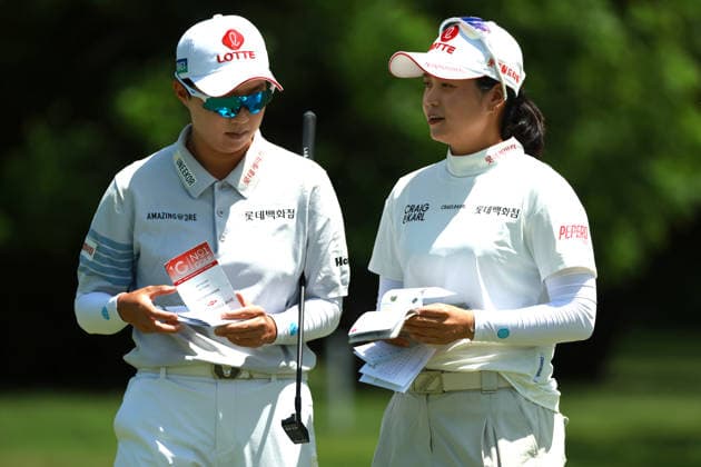 Dow Championship MIDLAND, MICHIGAN - JUNE 13: Hye-Jin Choi (R) talks to teammate Hyo Joo Kim (L) of the Republic of Korea on the third green during the third round of the Dow Championship at Midland Country Club in Midland, Michigan, USA on Saturday, June 13, 2026. Midland Michigan United States  Copyright: xJorgexLemusx originalFilename:lemus-dowchamp260613_np8In.jpg