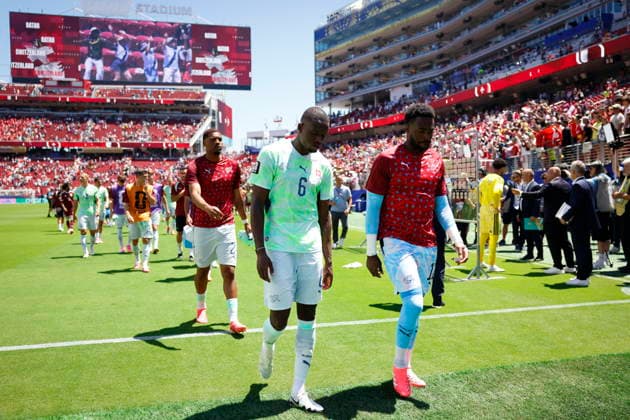 FIFA World Cup, WM, Weltmeisterschaft, Fussball 2026 - Group B - Qatar vs Switzerland Switzerland s Denis Zakaria, front left, goalkeeper Yvon Mvogo, right, and their teammates leave the pitch after the FIFA World Cup 2026 group stage match Qatar against Switzerland, in San Francisco, USA, 13 June 2026. San Francisco United States  Copyright: xPETERxKLAUNZERx